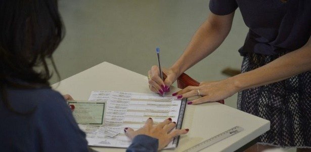 Eleição é encerrada em 33 países