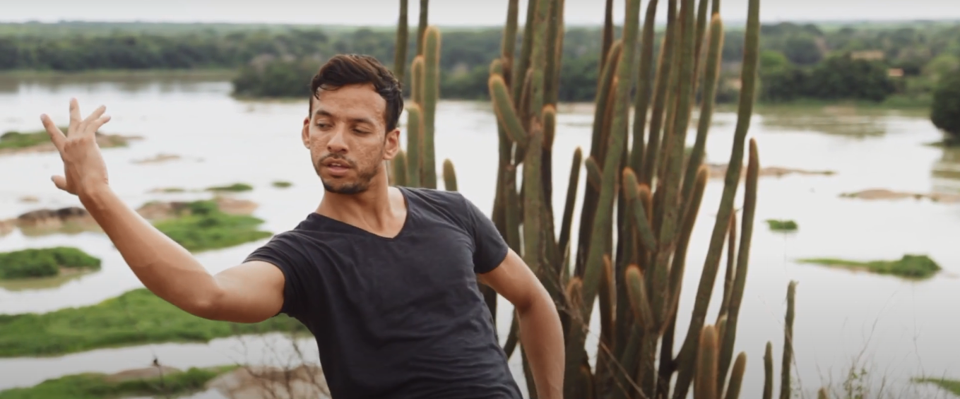 Documentário ESSE NÃO É UM DOCUMENTÁRIO QUALQUER