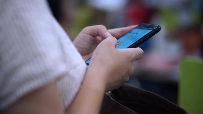 Scrolling_twitter_concept_teekid_Getty_Images_large