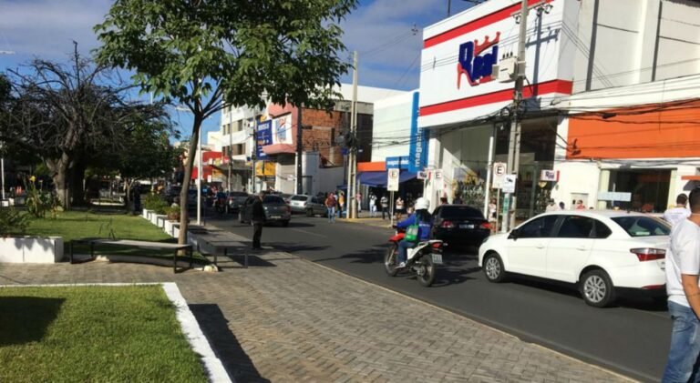 7212324a9f_reabertura-petrolina-comercio