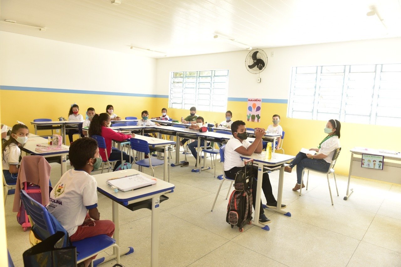 Adesão dos alunos ao ensino presencial alcança 60% na rede municipal de Petrolina