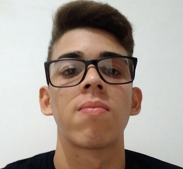 Erik_estudante foto divulgação IF Serra