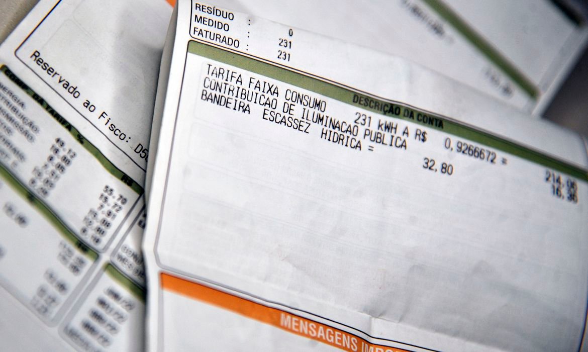 Contas de luz ficam sem cobrança extra por sexto mês seguido