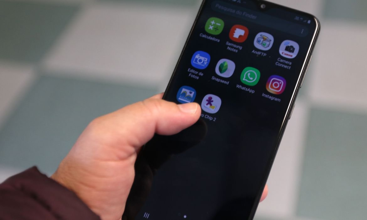 Conheça os aparelhos de celular que deixarão de funcionar no WhatsApp