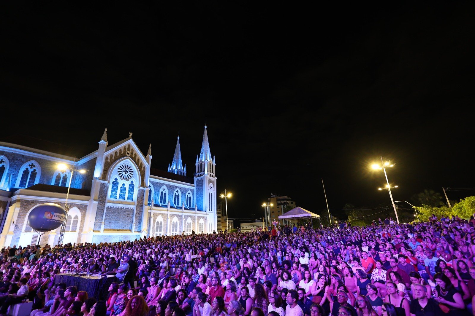 Petrolina Exalta Música Autoral na Final do Festival Geraldo Azevedo