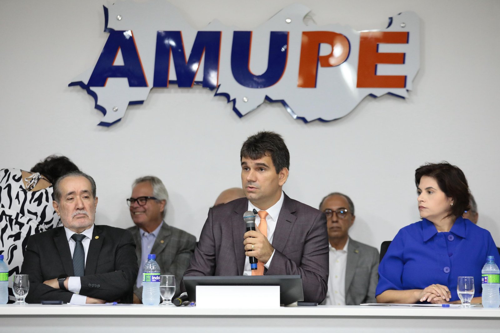 Nova diretoria da Amupe toma posse em cerimônia prestigiada no Recife