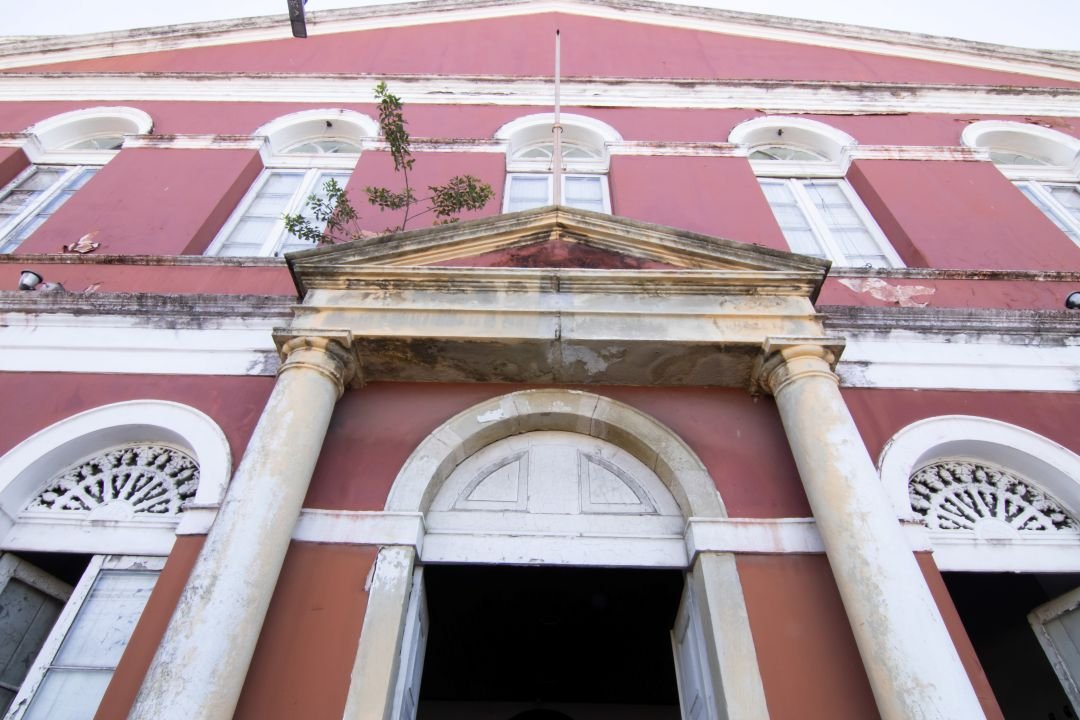 Governo de Pernambuco lança licitação para reforma do Ginásio Pernambucano