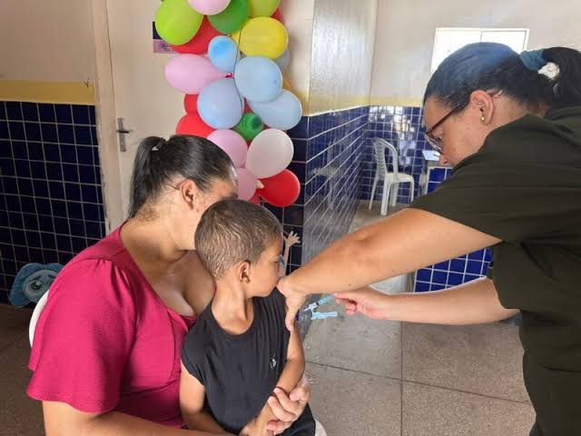 Lagoa Grande inicia aplicação da vacina meningocócica ACWY e reforça proteção contra meningite