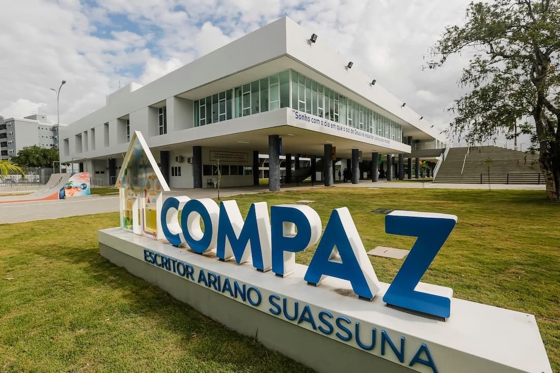 Compaz Ariano Suassuna promove 5ª exposição de arte na Galeria A Pedra do Reino