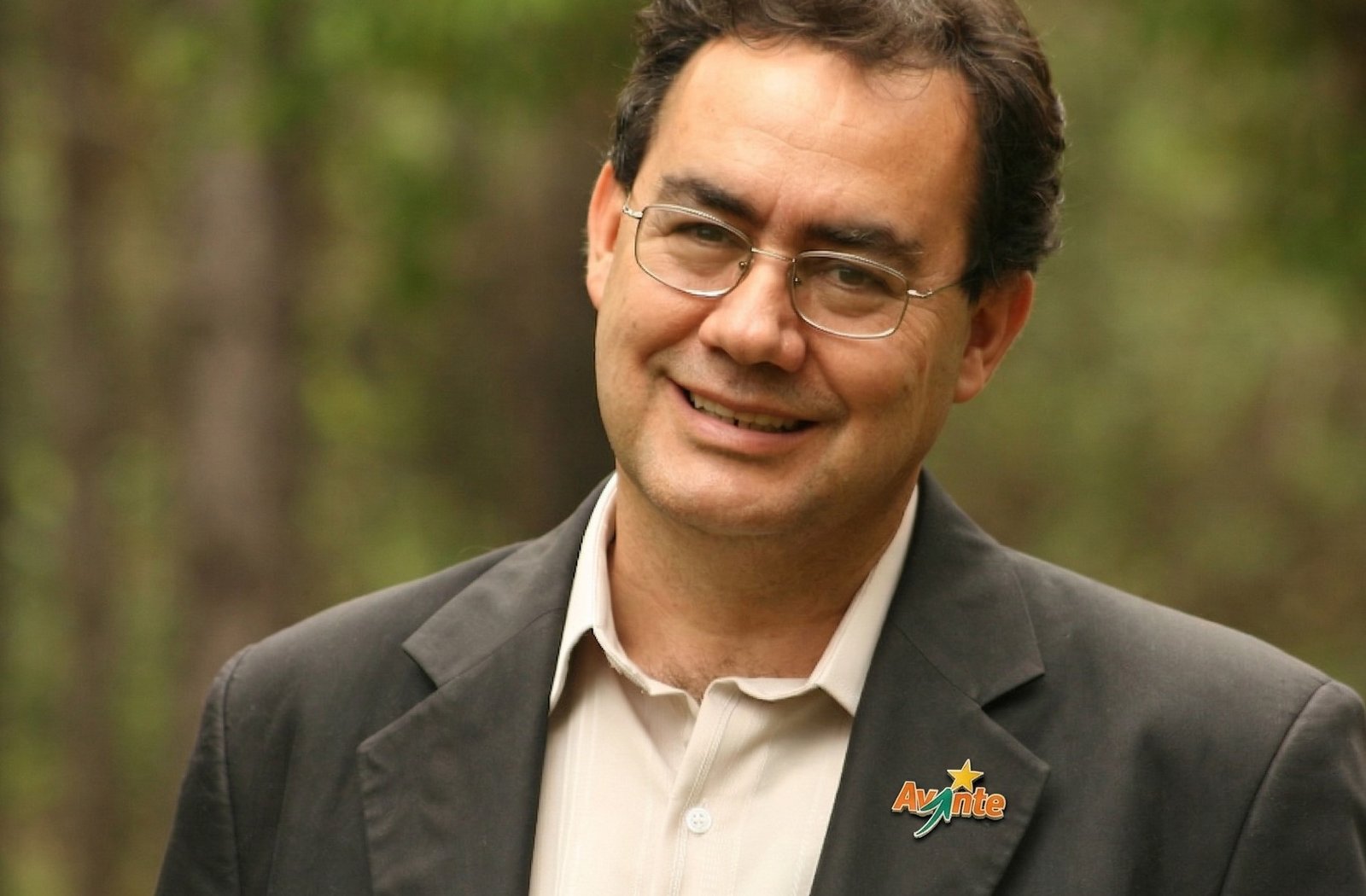 O “Vendedor de Sonhos” do Avante acorda a política: o impacto de Augusto Cury para presidente